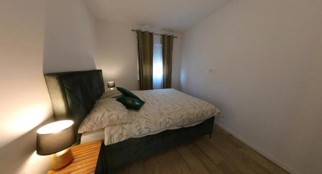 New Apartman P & B Apartment Trogir Exterior foto